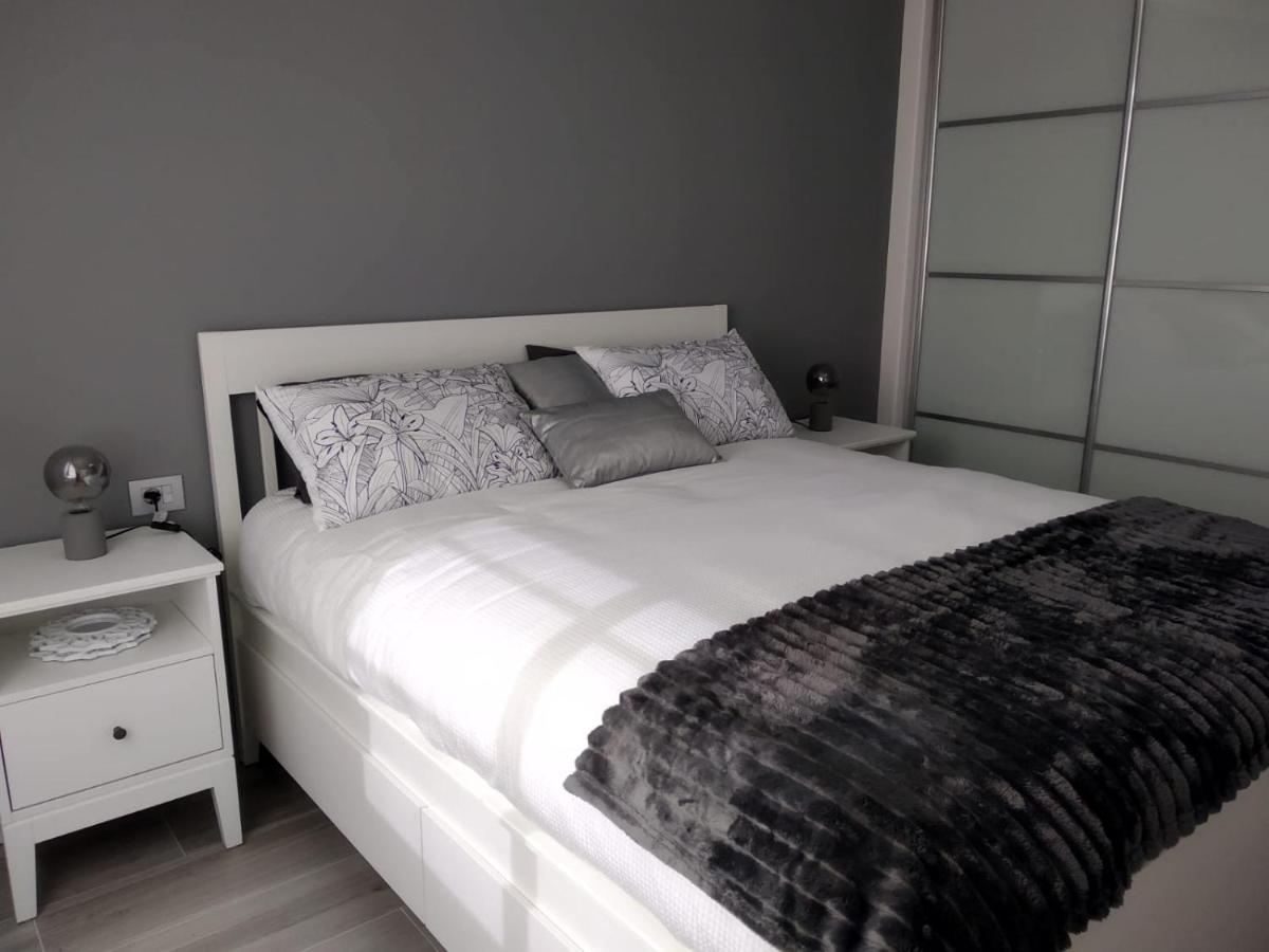 Amplio Apartamento En Illa De Arousa, Proximo A La Playa Exterior foto